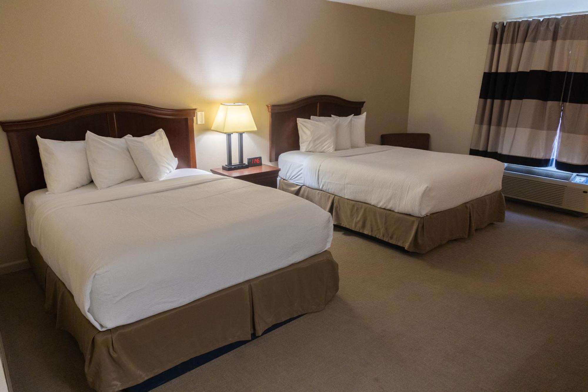 פולר Cottonwood Suites Savannah Hotel & Conference Center מראה חיצוני תמונה